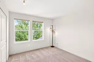 216 NW 117th Loop, Portland, OR 97229 - Photo 16