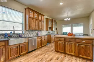 2221 NW Furnish Ave, Pendleton, OR 97801 - Photo 14