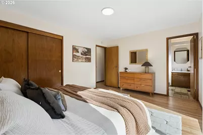 14014 NE Rose Pkwy, Portland, OR 97230 - Photo 22