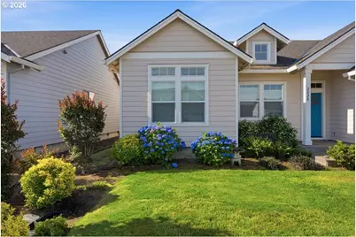2020 NE Evergreen Ave, Albany, OR 97321 - Photo 4