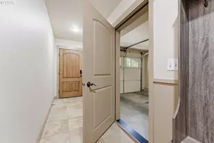 1906 NE 48th Way, Hillsboro, OR 97124 - Photo 28