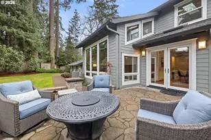 1190 Bayberry Rd, Lake Oswego, OR 97034 - Photo 42