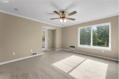 4990 S Landing Dr #202, Portland, OR 97239 - Photo 22
