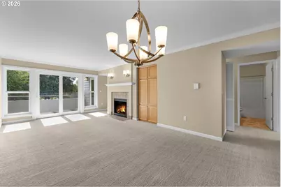 4990 S Landing Dr #202, Portland, OR 97239 - Photo 4