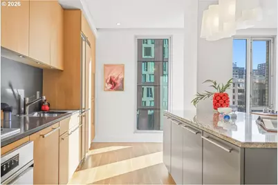 937 NW Glisan St #435, Portland, OR 97209 - Photo 12