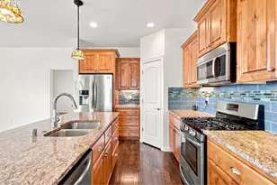 2431 41st St, Washougal, WA 98671 - Photo 12