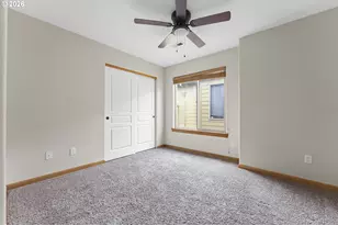 765 NE 93rd Ave, Portland, OR 97220 - Photo 26