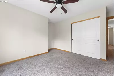 765 NE 93rd Ave, Portland, OR 97220 - Photo 20