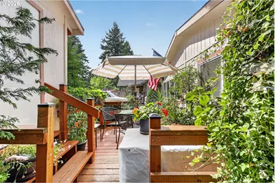 9015 NE Sumner St, Portland, OR 97220 - Photo 2