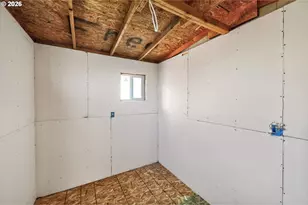 953 N Adams St, Lafayette, OR 97127 - Photo 40