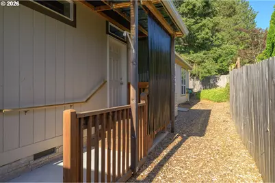 953 N Adams St, Lafayette, OR 97127 - Photo 46