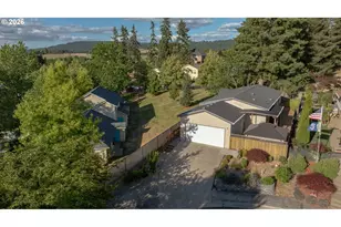 953 N Adams St, Lafayette, OR 97127 - Photo 6