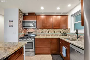1550 Rainier Rd, Woodburn, OR 97071 - Photo 4