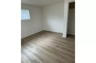 287 E 3rd St, Lowell, OR 97452 - Photo 10