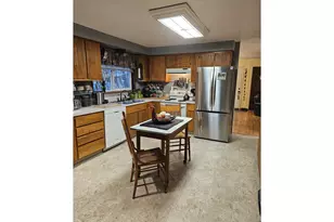 738 S 2nd St, Carlton, OR 97111 - Photo 12