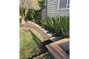 738 S 2nd St, Carlton, OR 97111 - Photo 2