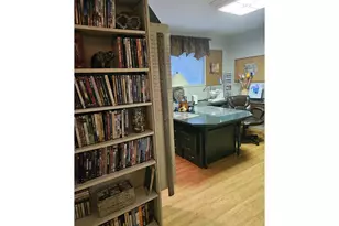 738 S 2nd St, Carlton, OR 97111 - Photo 16