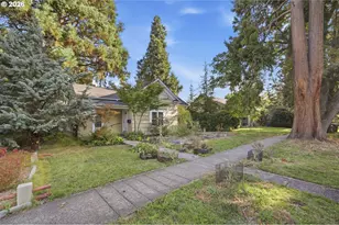 716 F St, Springfield, OR 97477 - Photo 38