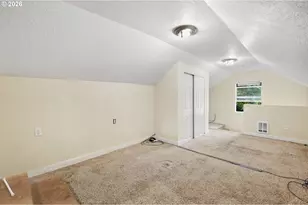 716 F St, Springfield, OR 97477 - Photo 28