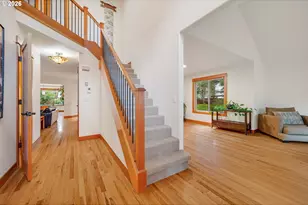 8380 SW Rogue Ln, Wilsonville, OR 97070 - Photo 4