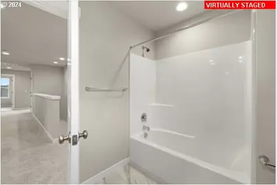 10060 SE Vradenburg Rd #397, Happy Valley, OR 97086 - Photo 24