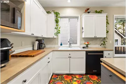 6030 SW Port Orford St, Tualatin, OR 97062 - Photo 12