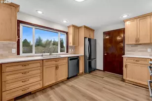 6328 NE 159th St, Vancouver, WA 98686 - Photo 10