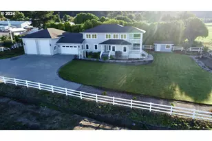 98694 Woodriff Ln, Brookings, OR 97415 - Photo 2