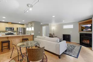 8009 NE 38th Ave, Vancouver, WA 98665 - Photo 10