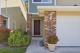 8009 NE 38th Ave, Vancouver, WA 98665 - Photo 4