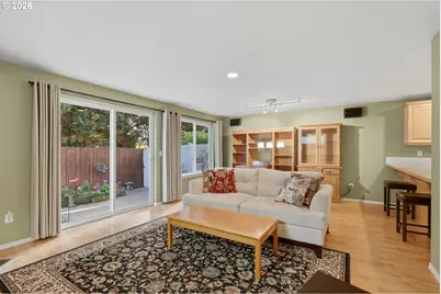 8009 NE 38th Ave, Vancouver, WA 98665 - Photo 6