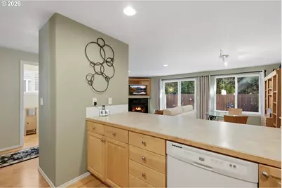 8009 NE 38th Ave, Vancouver, WA 98665 - Photo 14