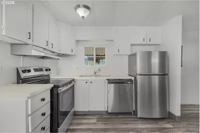 5355 River Rd N #85, Keizer, OR 97303 - Photo 8