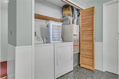 6500 SE Madrona Dr, Milwaukie, OR 97222 - Photo 24