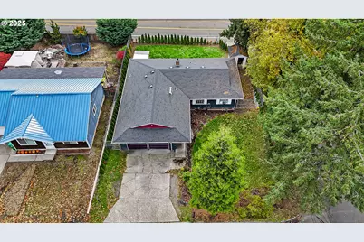6500 SE Madrona Dr, Milwaukie, OR 97222 - Photo 2