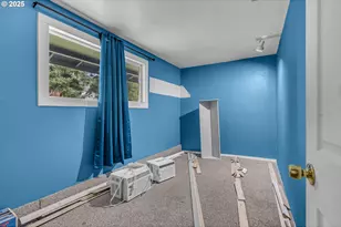 6500 SE Madrona Dr, Milwaukie, OR 97222 - Photo 28