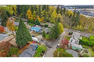 6500 SE Madrona Dr, Milwaukie, OR 97222 - Photo 6