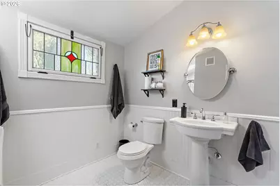 1550 East Ave NE, Salem, OR 97301 - Photo 12