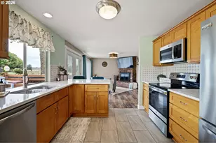 92726 Pebble Beach Ln, Junction City, OR 97448 - Photo 14