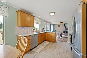 92726 Pebble Beach Ln, Junction City, OR 97448 - Photo 12