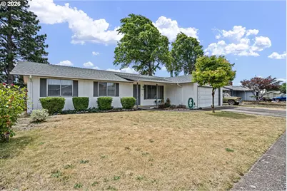 92726 Pebble Beach Ln, Junction City, OR 97448 - Photo 2