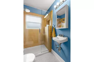 7549 N Albina Ave, Portland, OR 97217 - Photo 12