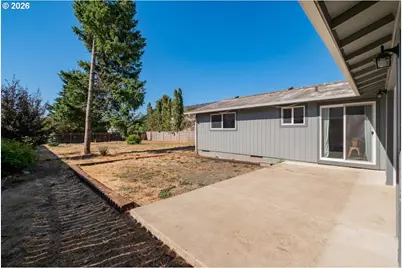 261 SE Dimick St, Dallas, OR 97338 - Photo 36