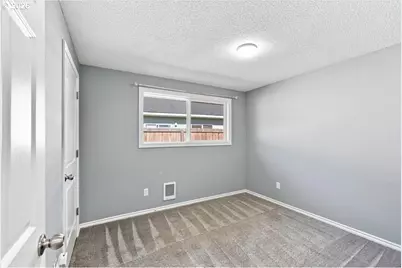261 SE Dimick St, Dallas, OR 97338 - Photo 26