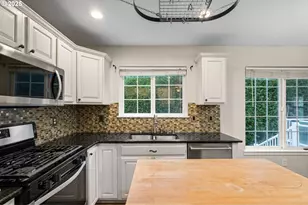 7902 NW 14th Ct, Vancouver, WA 98665 - Photo 6