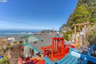 34 NE Williams Ave, Depoe Bay, OR 97341 - Photo 4