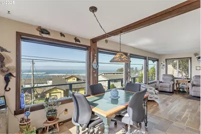 34 NE Williams Ave, Depoe Bay, OR 97341 - Photo 10