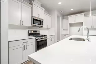 8831 S 1st St, Ridgefield, WA 98642 - Photo 4