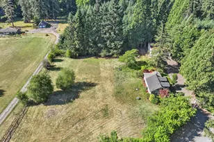 25128 SW Middleton Rd, Sherwood, OR 97140 - Photo 2