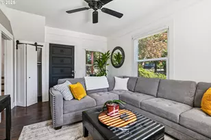 25128 SW Middleton Rd, Sherwood, OR 97140 - Photo 24